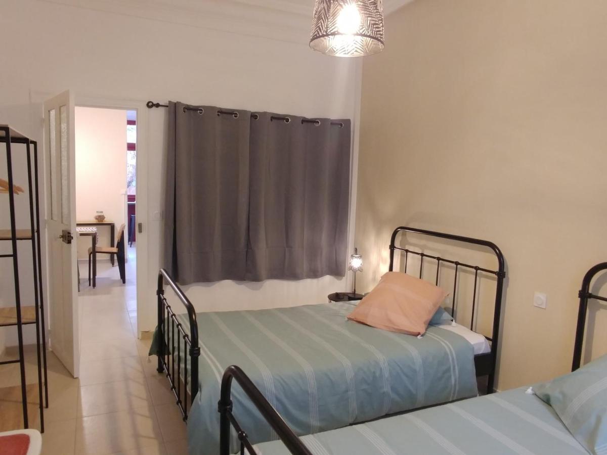 Rez De Chaussee Centre, Jardin Apartment นาร์บอนน์ ภายนอก รูปภาพ