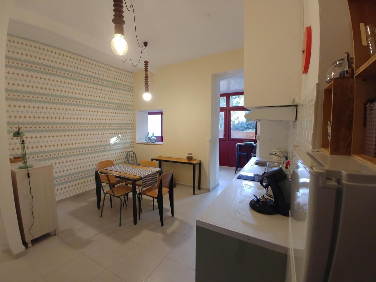 Rez De Chaussee Centre, Jardin Apartment นาร์บอนน์ ภายนอก รูปภาพ