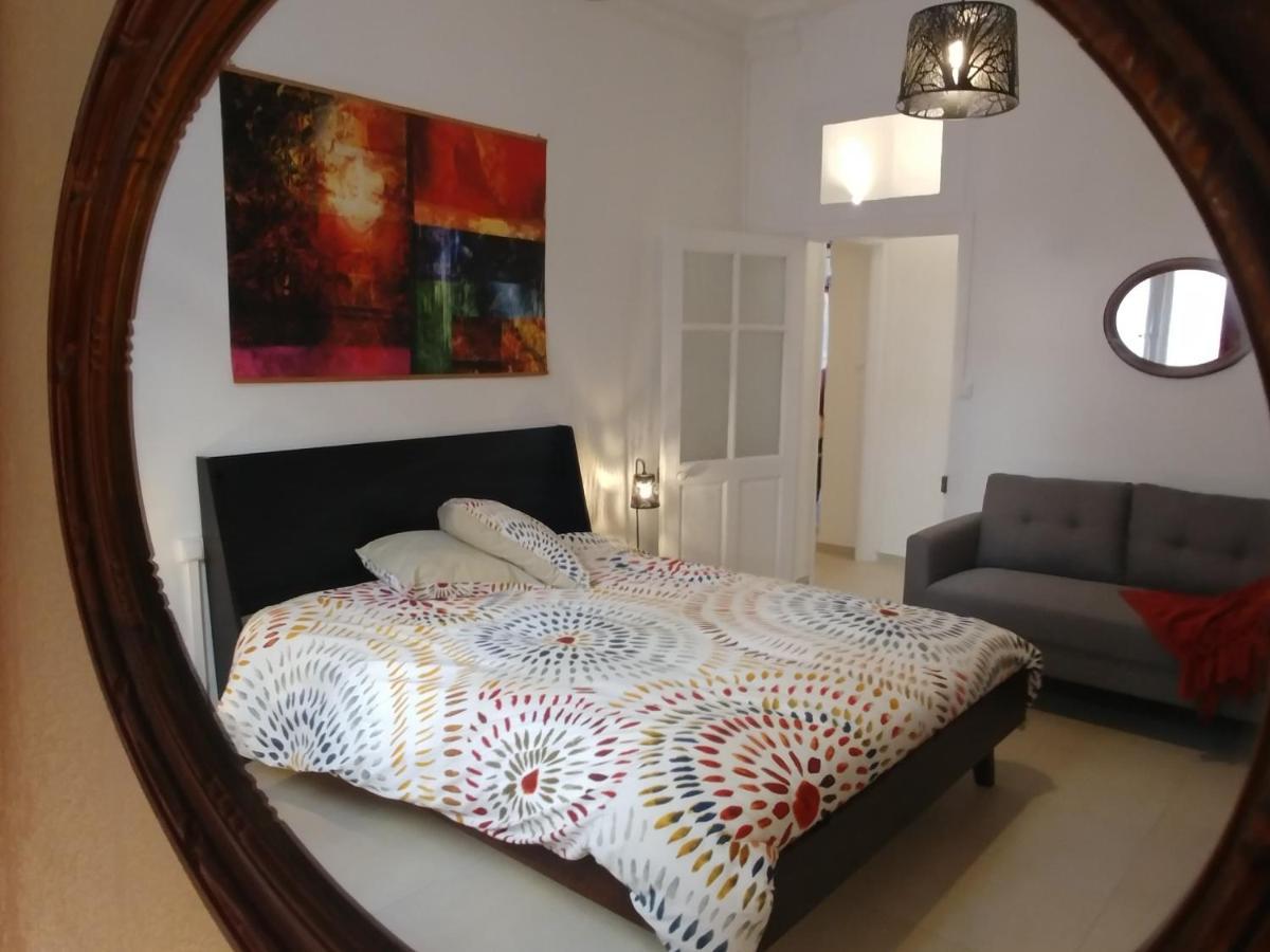 Rez De Chaussee Centre, Jardin Apartment นาร์บอนน์ ภายนอก รูปภาพ