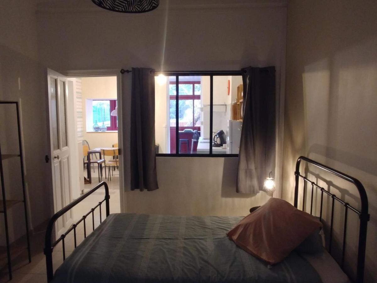 Rez De Chaussee Centre, Jardin Apartment นาร์บอนน์ ภายนอก รูปภาพ