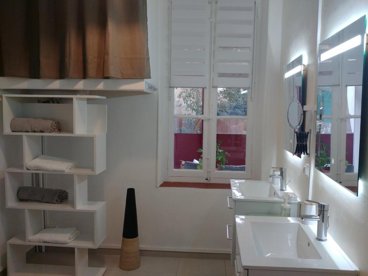 Rez De Chaussee Centre, Jardin Apartment นาร์บอนน์ ภายนอก รูปภาพ
